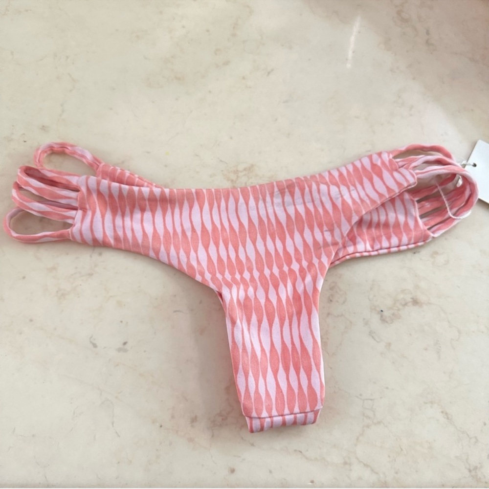 Midori Nohu Travarua Bottom size small